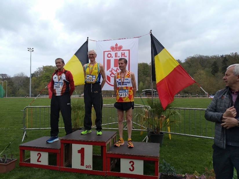 BK 10.000 m +65   Eddy Oomen Belgisch kampioen!