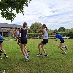 Staf en atleten op atletiekstage naar Mechelen!: afbeelding 43